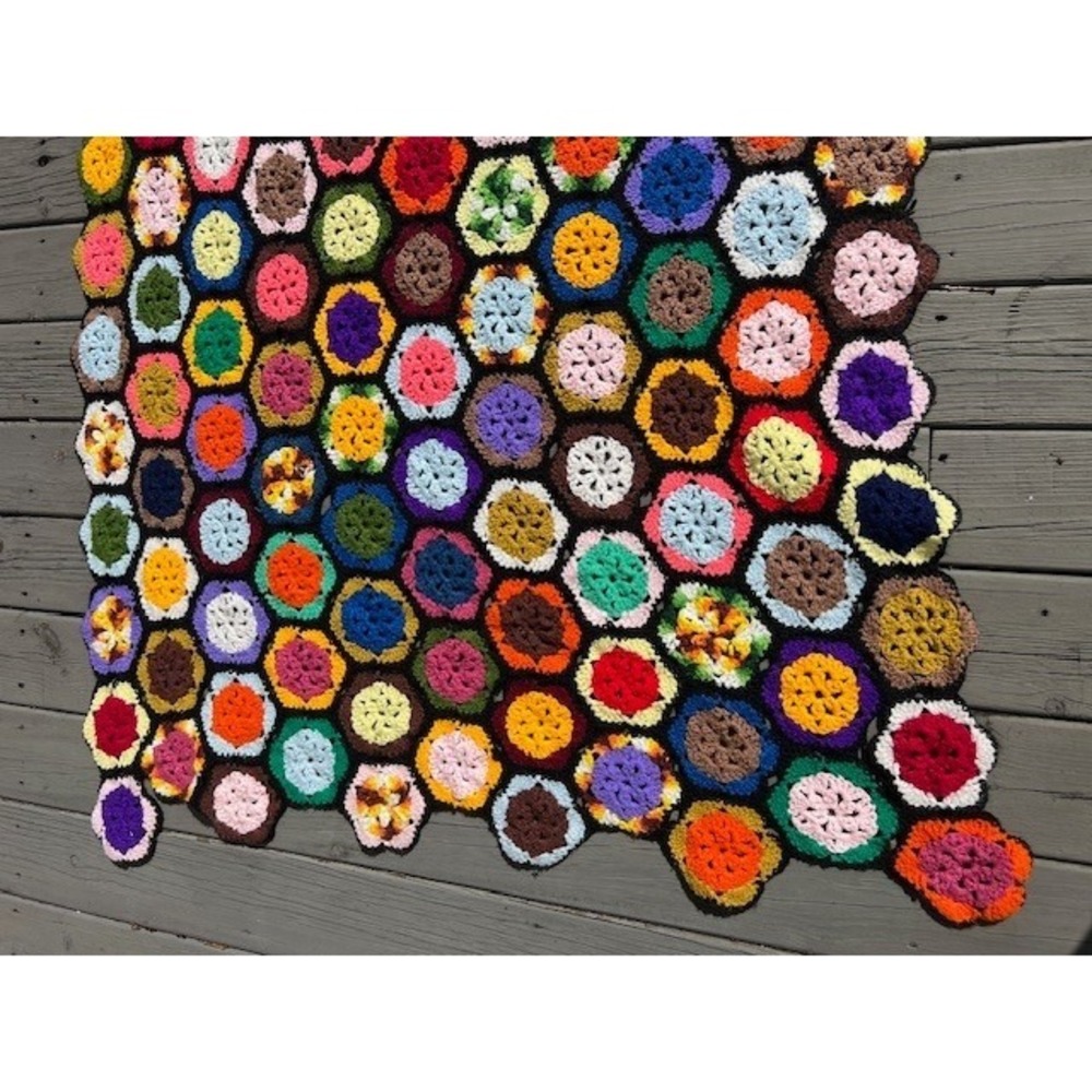 Vintage Handmade Crochet Hexagon Afghan Blanket Multi Color Granny Square Throw - Picture 4 of 14